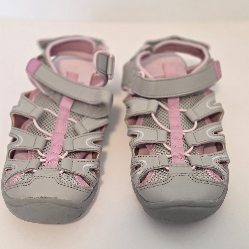 Pink and Gray Girls SZ 2 Sandals with Comfortable Sole and Breathable Design